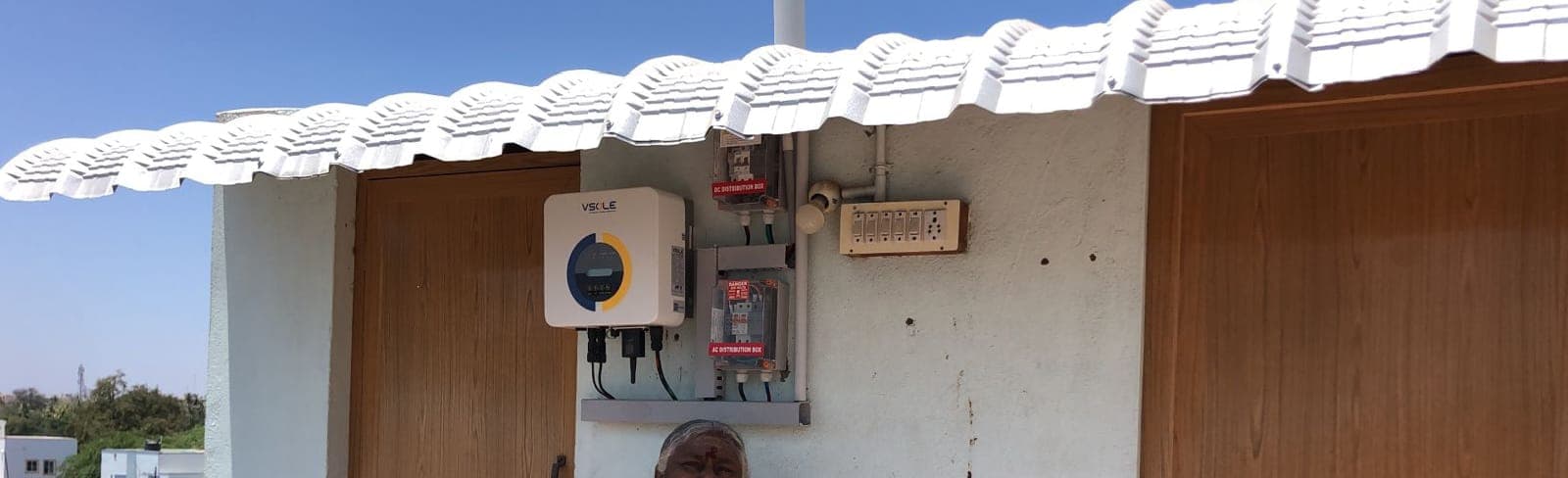 VSole Solar Inverter with Distribution Boxes